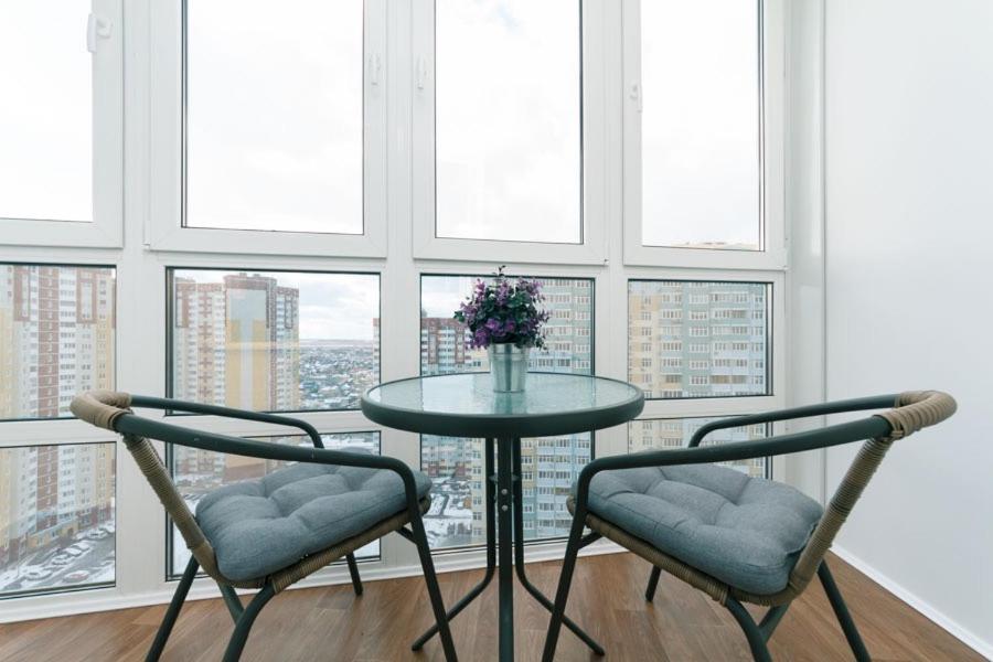 Уютные Апартаменты На Улице Русова 7 Метро 15 Минут Kiew Exterior foto